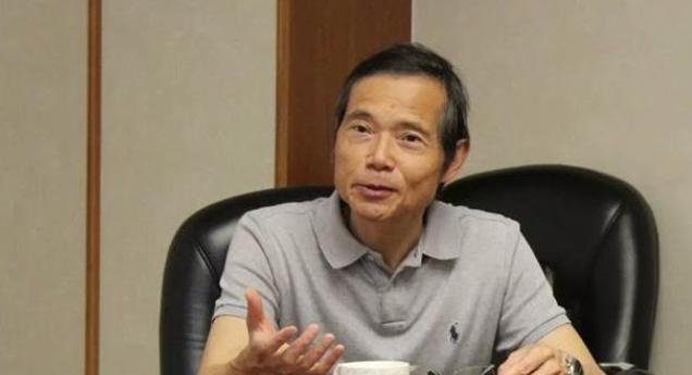 复旦大学|复旦梁教授：毕业生应该在家冷静啃老三年后，网友：不浪费时间吗