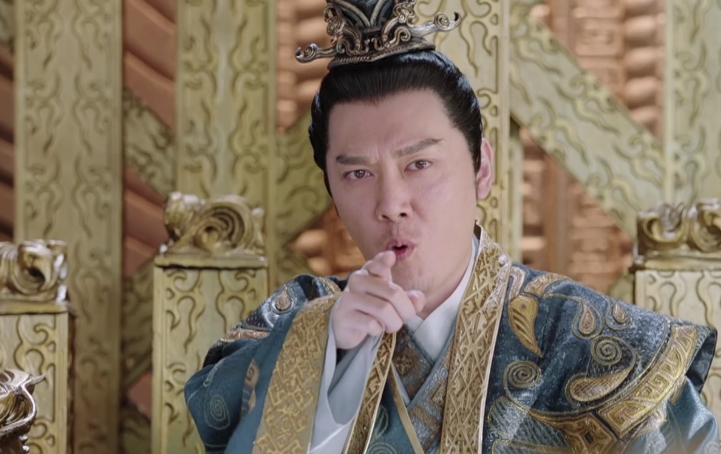 冯绍峰|39岁女星给白敬亭演妈，44岁冯绍峰却还演古偶，吴奇隆说的话真没错