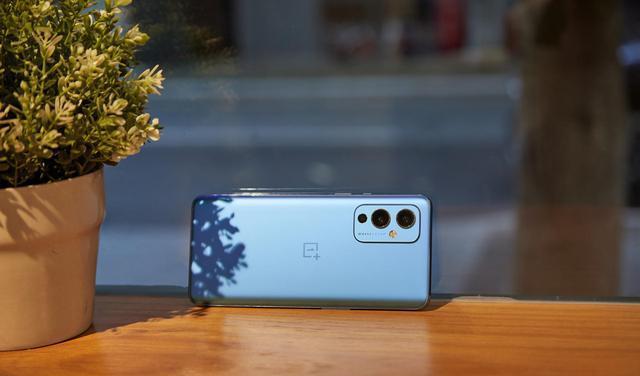 vivo|骁龙888彻底离场,哈苏认证+OIS光学防抖+65W闪充,仅2399元