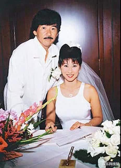 叶倩文|“歌后”叶倩文:靠美貌征服6个男人,凭借闺蜜老公成功上位