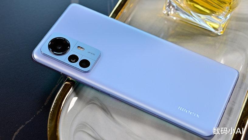 小米科技|放弃iPhone12，换到小米12 Pro一周后，我回不去了