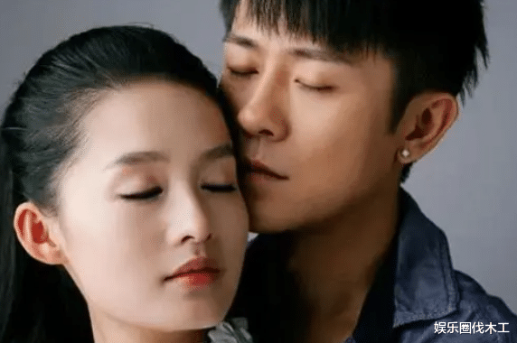 李沁|曝已婚星二代睡90后顶流花!爱搞剧组夫妻,李沁躺枪赵露思惹争议