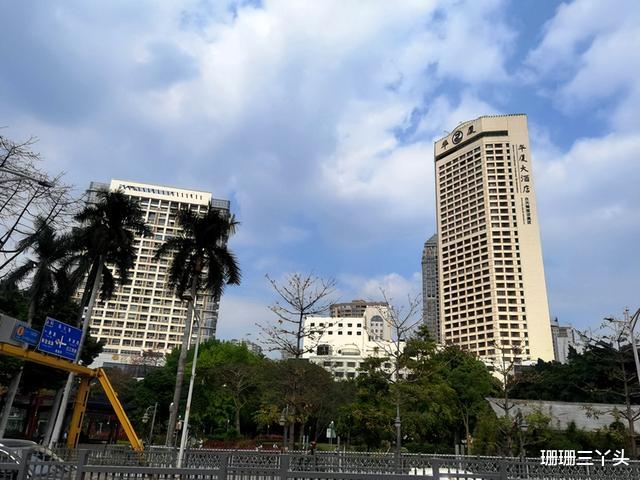 张国荣|寻访香港演艺界巨星张国荣在广州的足迹，粉丝：风继续吹，仍怀念