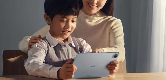 vivo|突发！vivo首款平板正式曝光，颜值、细节设计不输iPad！