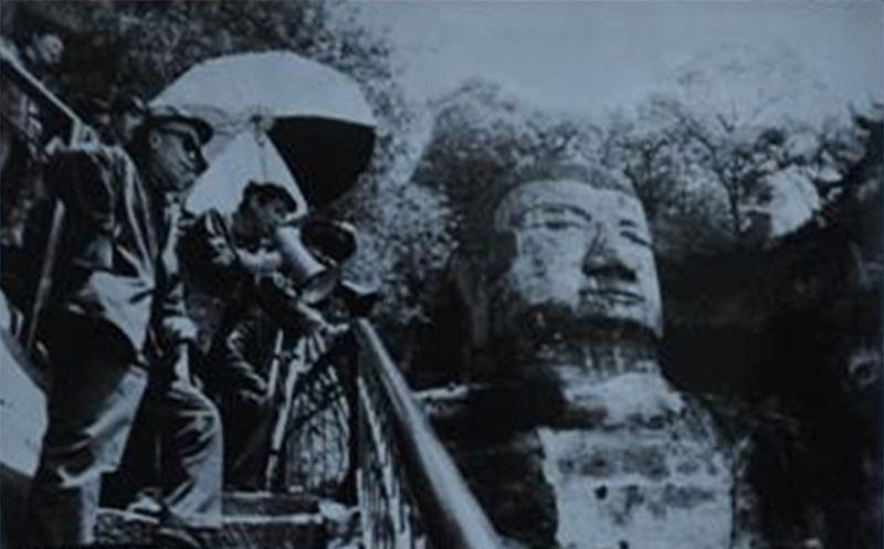 神秘的大佛|十多万拍一部功夫片，实现零的突破险遭禁映，创下8000多万票房！