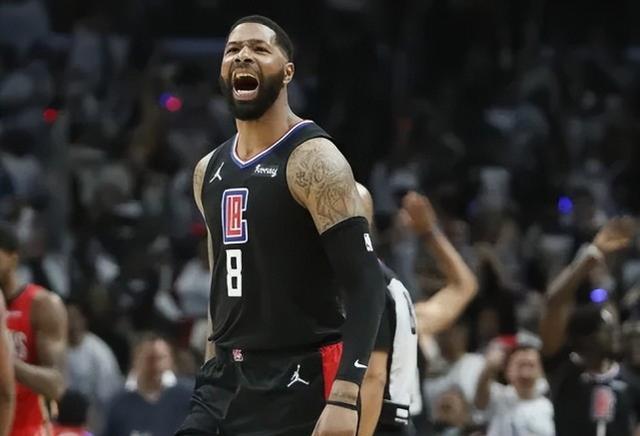 布克|NBA早报：布克缺席2-3周，东契奇西蒙斯G4复出，米德尔顿2周复查