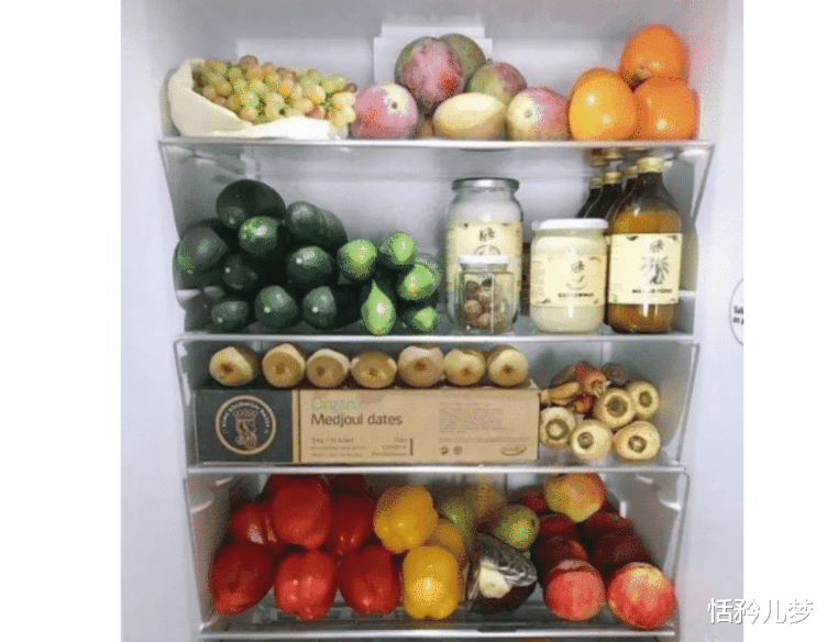 “出差一个月,装修交给婆婆,回来一打开家门愣了”