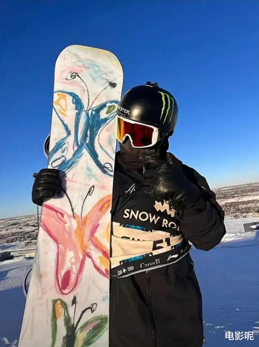 王源|王源和苏翊鸣的滑板是同系列的,优秀的人品味大多相同