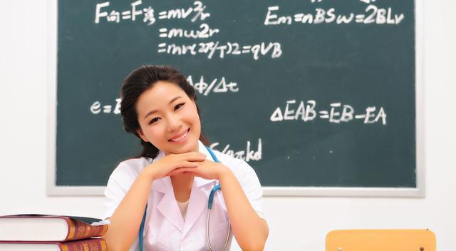 教师|年年都在招老师,任课老师依然紧缺,在编的老师都在干什么?