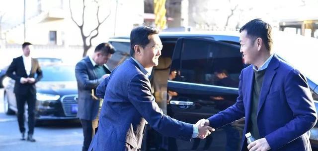 左晖|链家老总左晖：21年赚2200亿，50岁因病离世后，千亿财产蒸发760亿