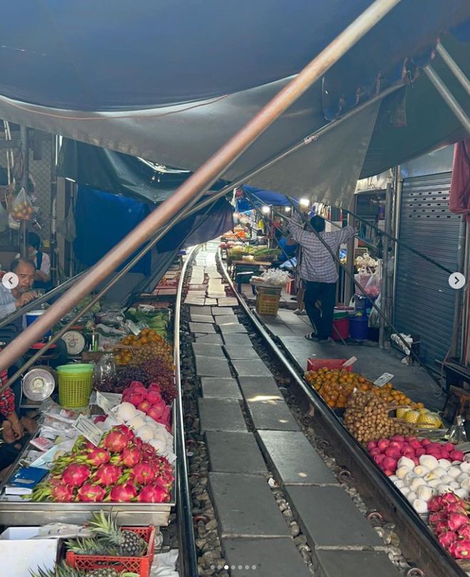 何超云|赌王三房长女何超云与男友贫民窟过年,和消防员男友同居试婚半年