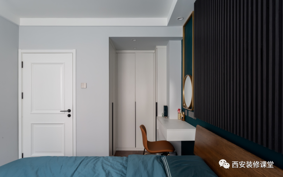 60㎡一室一厅,两人住大胆改造