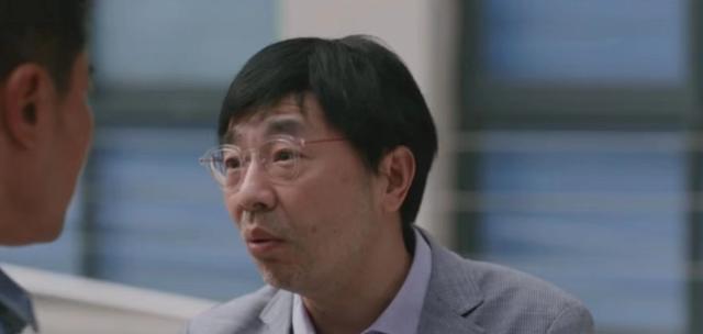 男团|《警察荣誉》大女婿做错事,二女婿反被嫌弃,背后原因竟是这样的