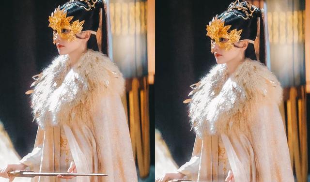 白梦妍|《长月烬明》罗云熙深蓝惊艳，白鹿戴面具好美，跳楼看花絮都很虐