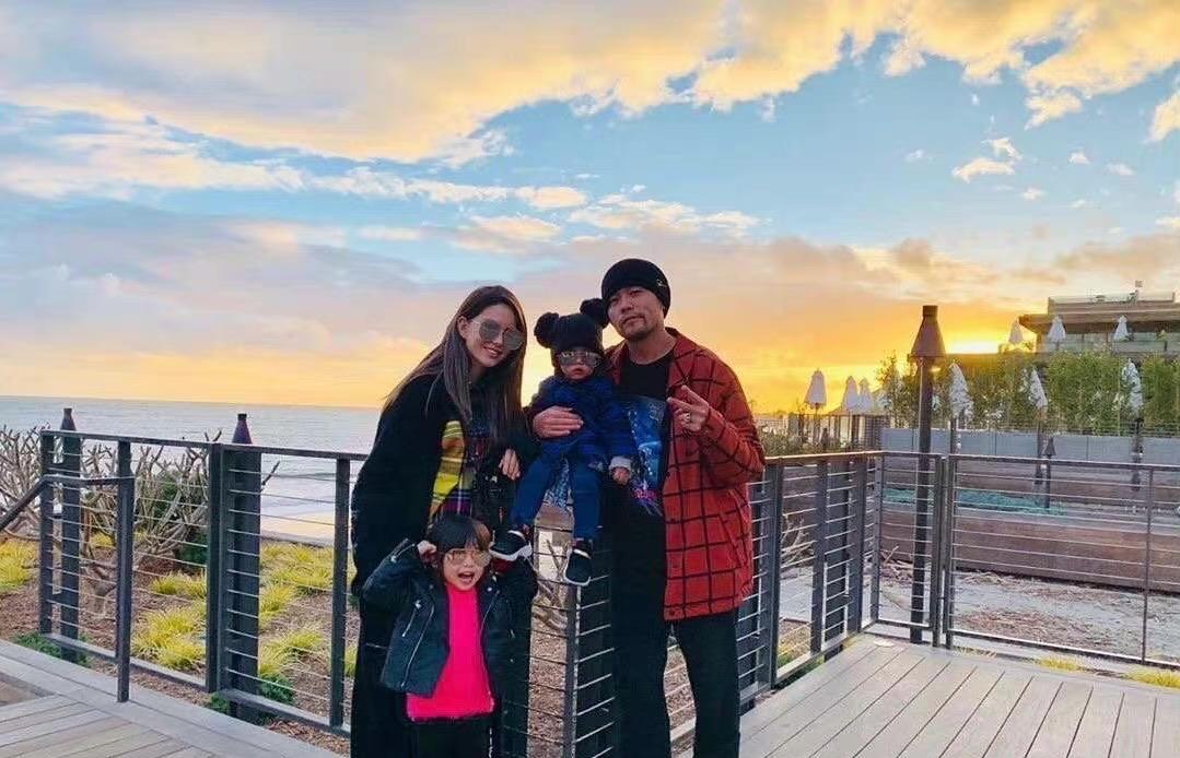 周杰伦|周杰伦昆凌晒完三胎背影照后，网友的第一波儿反馈已经开始了