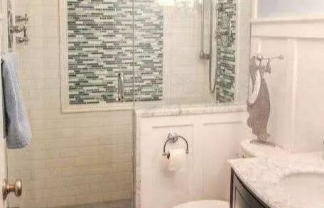 卫生间别再设计淋浴房了,如今都流行这样装,太实用了