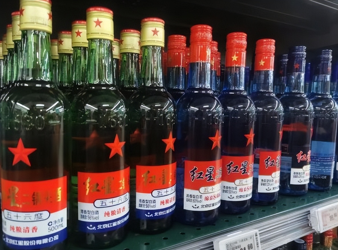 备受酒友欢迎的6款“光瓶酒”,都是100%纯粮酿,你喝过几个?