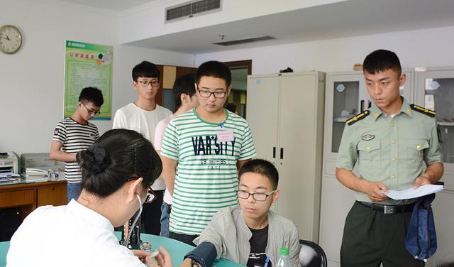 运势|2023年参军迎来“新政”,门槛提高后,有意向的学生需了解下!