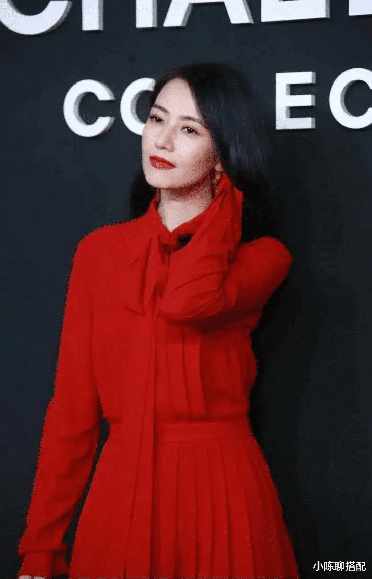 5位身穿红裙的女星,赵雅芝优雅,高圆圆魅惑,最后一位直接封神