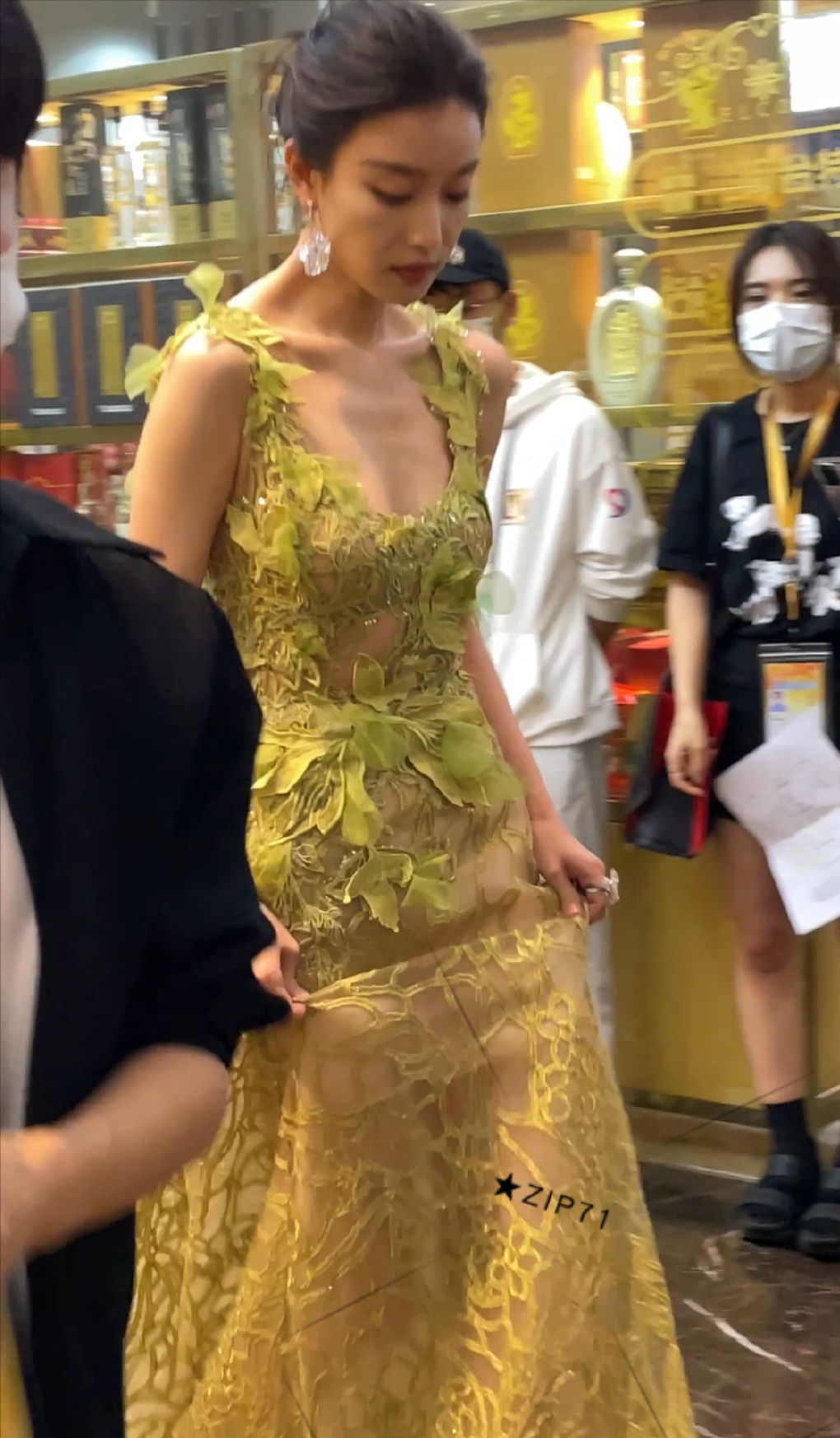 |金鸡奖闭幕,现场最有韵味的4位气质女神,美得不像话