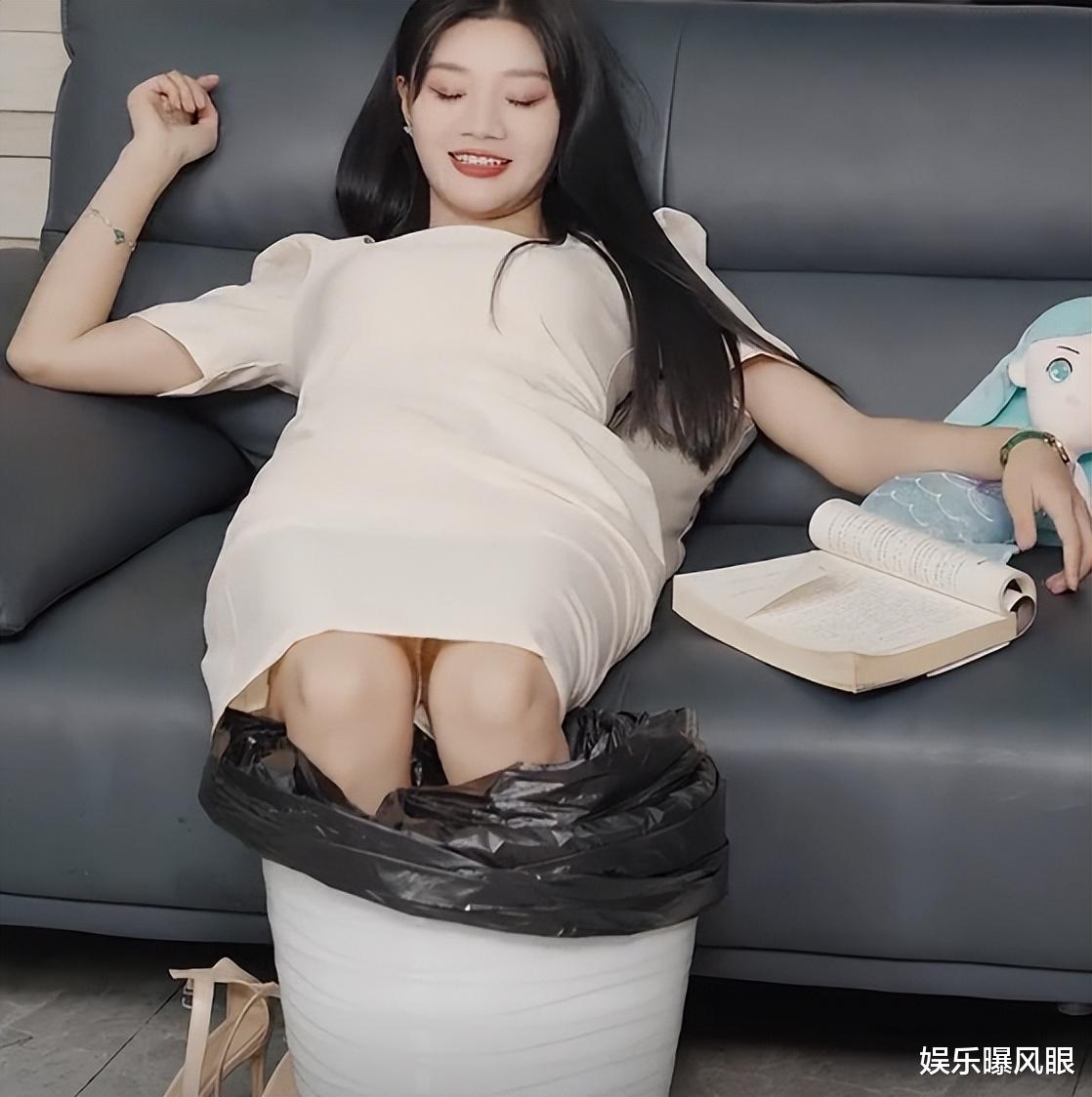 网红唐小鱼被批没素质?花盆里套黑塑料袋泡脚,网友:丢人现眼