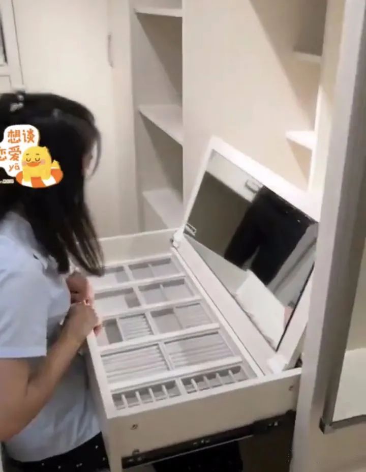 小户型如何创造衣帽间?合理规划就可以拥有!