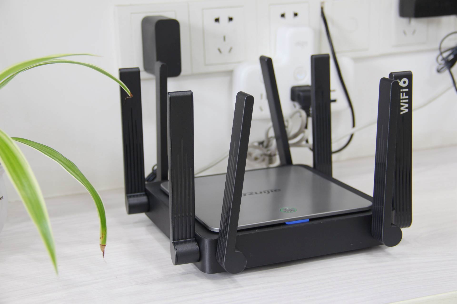 6g|房子大，WiFi信号覆盖不到？不存在，锐捷X32 PRO让信号一穿到底