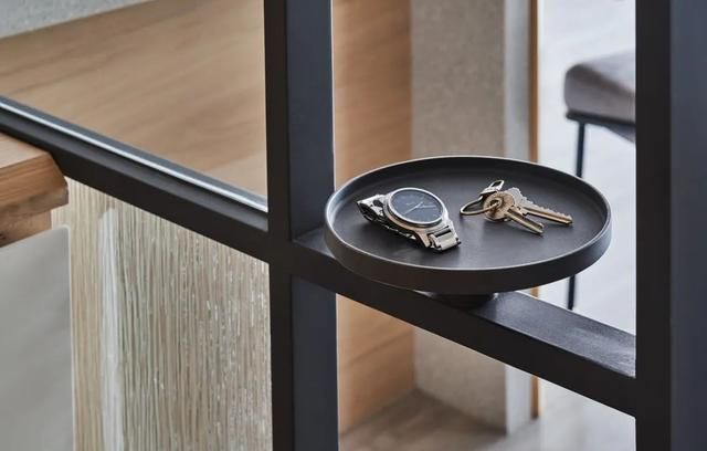 发现95后美女的家，100㎡新家装修成简约工业风，低调奢华有内涵