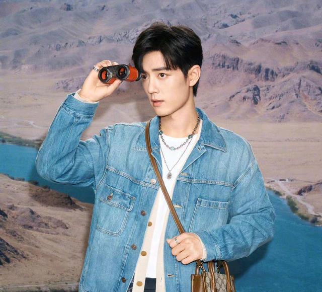 肖战|连续三年蝉联！肖战再度当选2022“世首帅”，国际荣誉已获5项