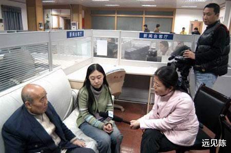 刘德华|杨丽娟：追星刘德华13年，因父亲跳海自尽，她成为偶像“黑粉”