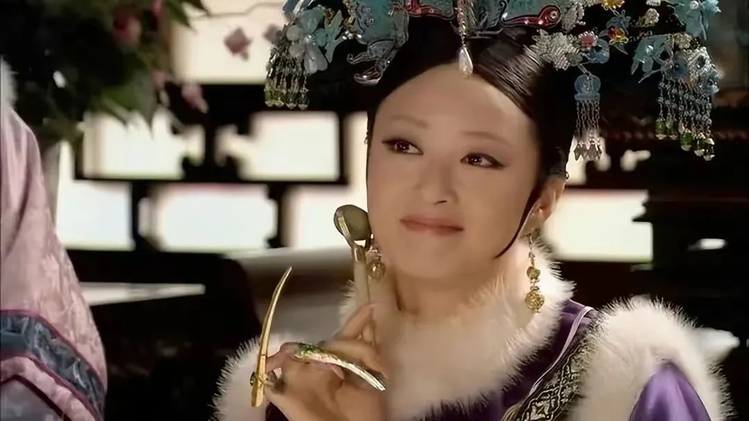 华妃|《甄嬛传》如果华妃不死,甄嬛的命运能否被扭转