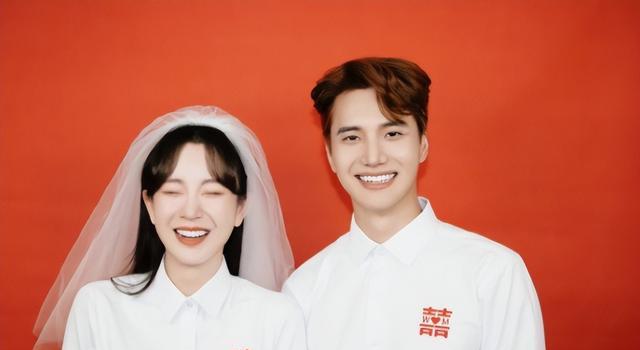 张檬|34岁张檬衣着宽松现身妇产科，小腹微隆小五全程陪伴，疑似怀孕