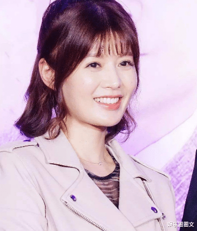 石兆琪|演员程愫：离婚后独自抚养儿子长大，逆袭成院长绽放光彩