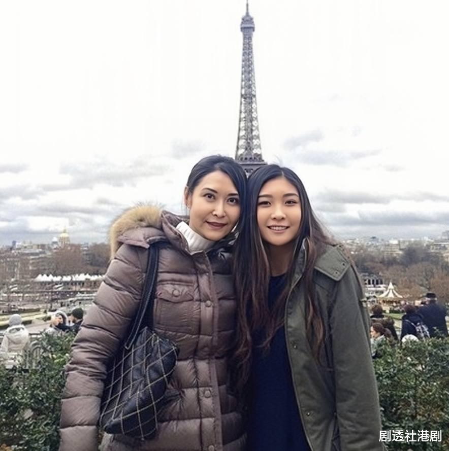 叶玉卿|知名港星叶玉卿女儿近照曝光！前凸后翘身材丰满，网友：妈妈看着更年轻