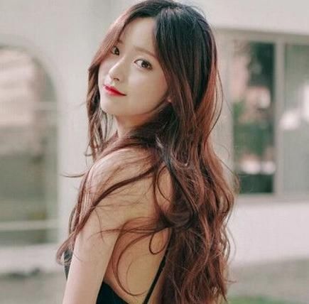 Angelababy 女人“颜值不够，发型来凑”，可别被这些丑发型，放大了你的缺点