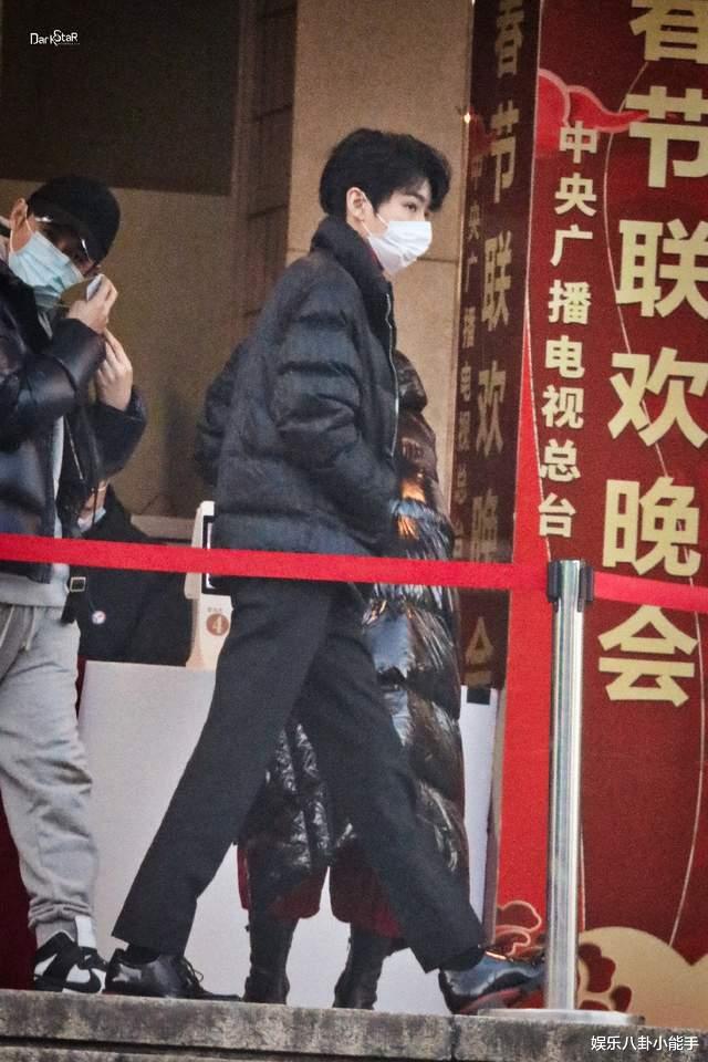 央视春晚|TFBOYS先后现身央视春晚第三次联排，不能提及的对象有望合体