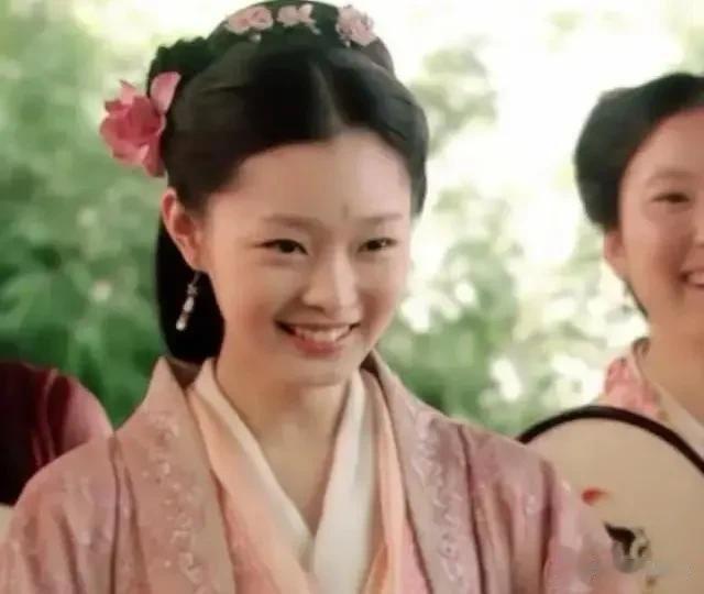 宋轶|7位被名字“耽误”的女星,个个貌美如花,却有一个很难念的名字