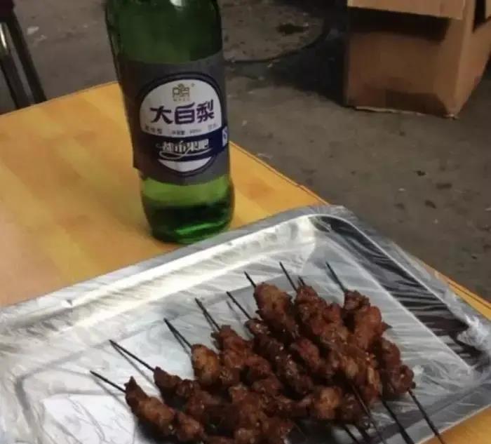 第一次喝东北大白梨,感觉嗓子里挨了一闷棍