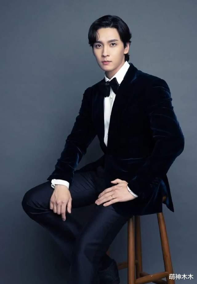 朴信惠|朴信惠崔泰俊举行婚礼!两人婚纱画报释出,被赞有夫妻相