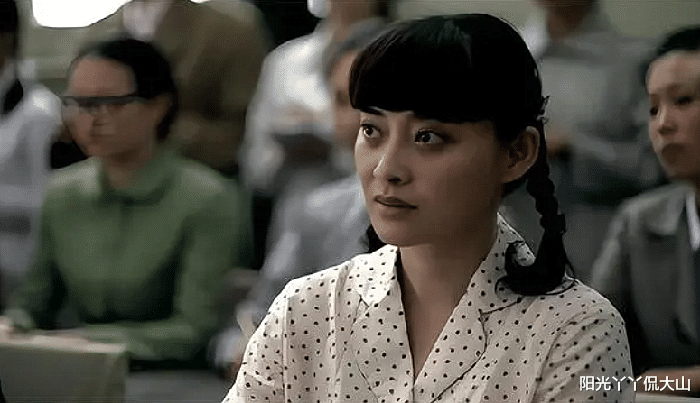 江德福|父母爱情：用筷子吃西餐的江德福，为何被安杰盛赞有加呢？