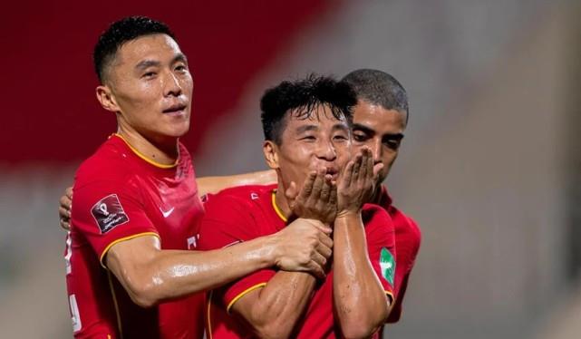 曼联|名记点评国足：面对三障碍，输给越南将是灾难，11个武磊才能晋级