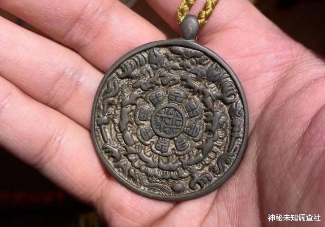 重60吨的陨石8万年前坠落在地球 价值6千亿 是世界之最