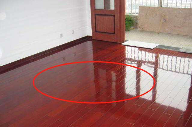 入住半年才发现这13处装修不值得!5年积蓄挥霍一空,气到砸墙!