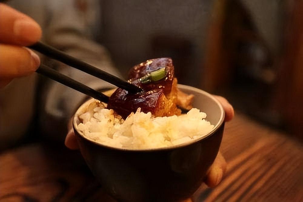 网易|身价千亿的网易CEO跑去养猪，一头猪卖到27万，丁磊：我只是玩玩