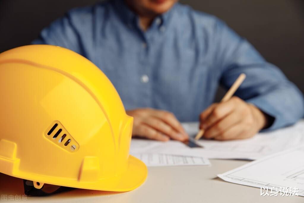 男子让堂弟帮忙装修与购买家具后,男子因怀疑账目,将堂弟告上法庭