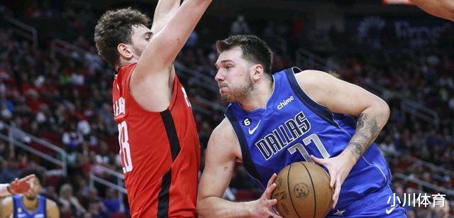 NBA内部消息称:湖人队有可能操纵交易市场得到布拉德利·比尔的支持