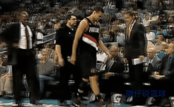 德里克·罗斯|NBA年度盘点：那些影响职业生涯的伤病，除了罗斯、罗伊还有谁？