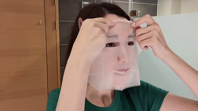 陈若仪 林志颖出院一周，陈若仪宅家美甲敷面膜！感慨：仨儿子照顾很放心