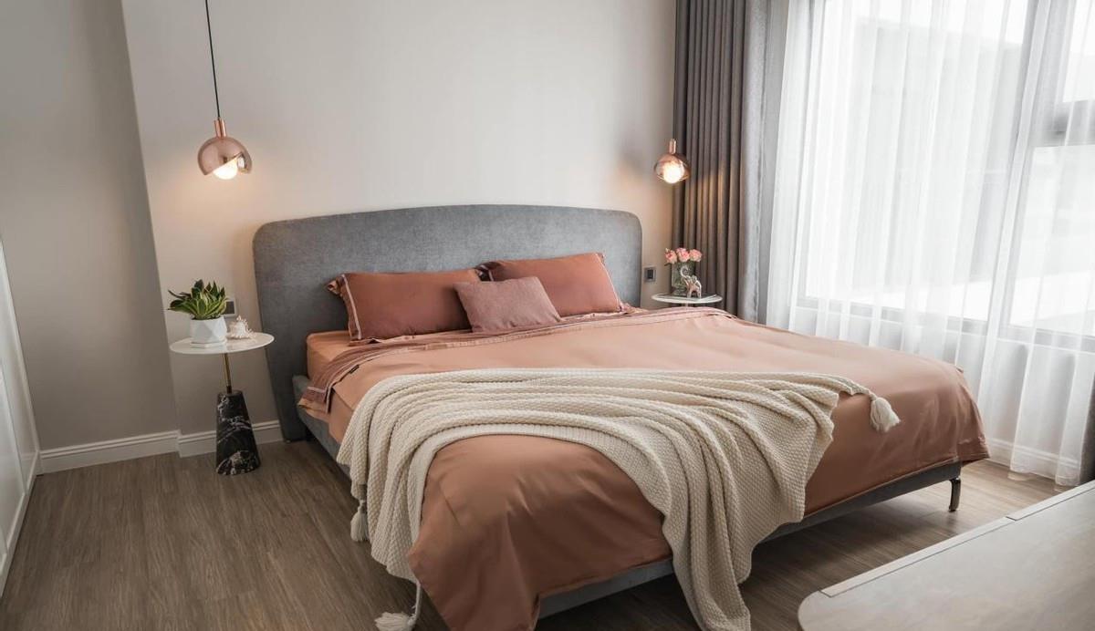 一家四口挤88㎡,干脆在客厅隔个房间,书房、衣帽间一地两用!