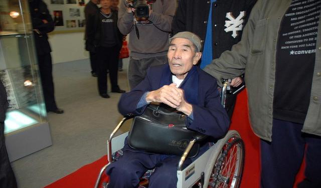 李文华|李文华拜师被人阻止，郭德纲也有同样遭遇，拜侯耀文太多人说不行